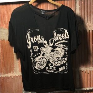 New cut out motorcycle screen tee with choker